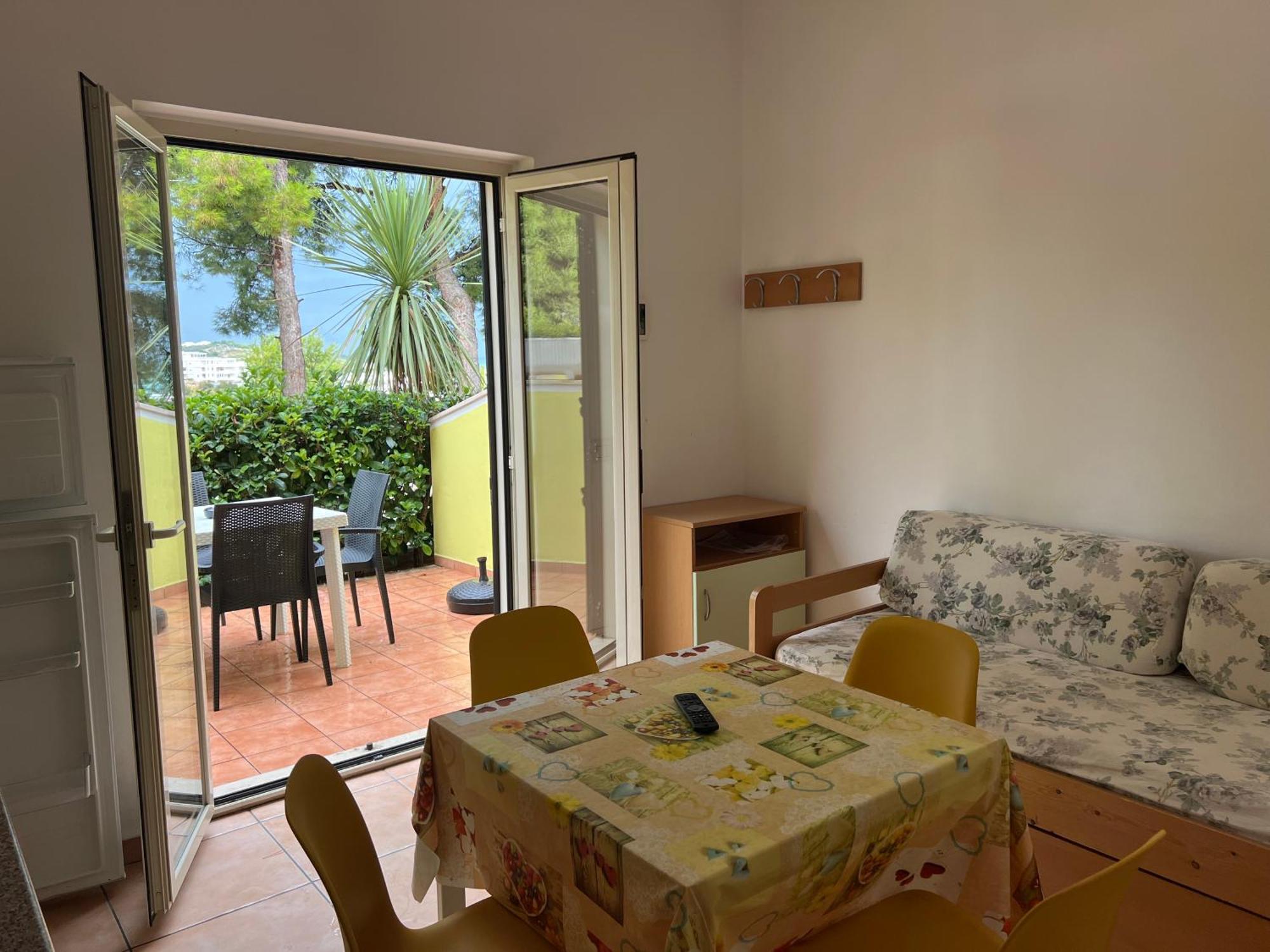 Argeste Club Vacanze เวียสเต ภายนอก รูปภาพ
