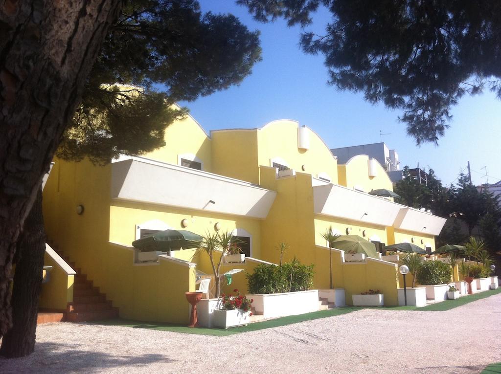 Argeste Club Vacanze เวียสเต ภายนอก รูปภาพ